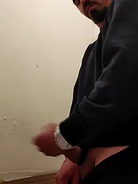 Snapshot of HungJonny99 chatting on 03/13/25, 02:05 HungJonny99 online show from 03/13/25, 02:05