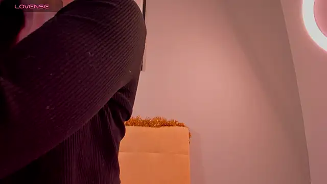 Sophiaa sensual online show from 12/15/25, 01:43