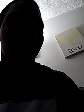 lightskinnbrazzy online show from 03/12/25, 08:19