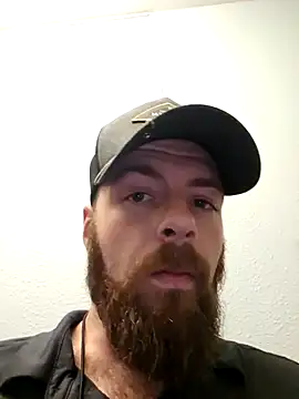 Snapshot of SirYummy18 chatting on 01/16/25, 06:48 SirYummy18 online show from 01/16/25, 06:48