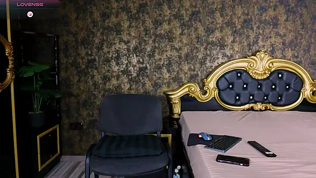 AaronMuscle online show from 09/08/25, 04:39