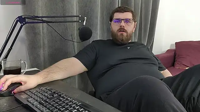 Snapshot of KingMarti chatting on 10/05/25, 06:45 KingMarti online show from 10/05/25, 06:45