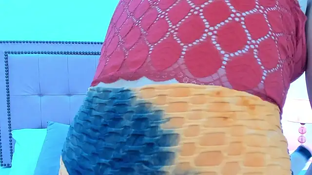 Snapshot of CarolinaGlamour chatting on 03/16/25, 07:06 CarolinaGlamour online show from 03/16/25, 07:06