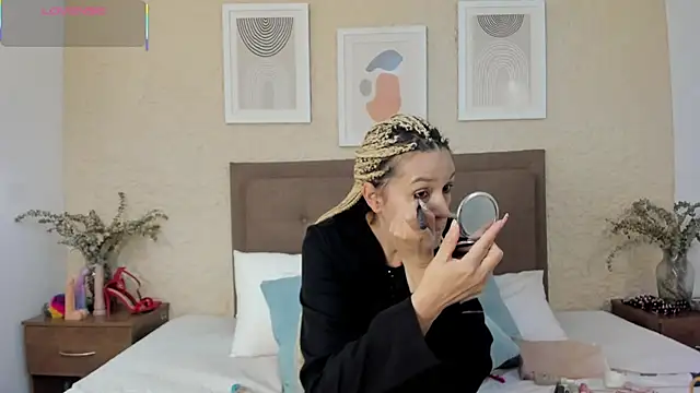 Snapshot of CarolinaGlamour chatting on 10/01/25, 03:01 CarolinaGlamour online show from 10/01/25, 03:01