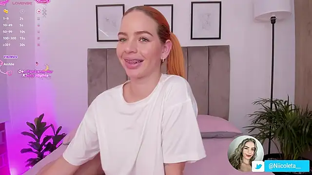 Niicoleta online show from 11/24/25, 07:46