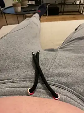 RSR 26689 online show from 02/13/25, 02:20