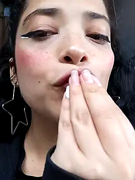 Snapshot of Elvishcassie_ chatting on 01/23/25, 07:07 Elvishcassie  online show from 01/23/25, 07:07