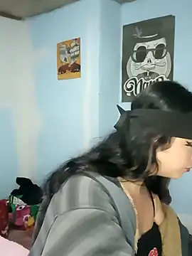 Snapshot of Elvishcassie_ chatting on 02/08/25, 12:38 Elvishcassie  online show from 02/08/25, 12:38