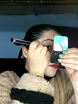 Snapshot of Elvishcassie_ chatting on 03/13/25, 07:39 Elvishcassie  online show from 03/13/25, 07:39