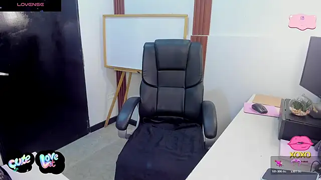 Snapshot of Jeen_Taylor chatting on 06/01/26, 08:10 Jeen Taylor online show from 06/01/26, 08:10