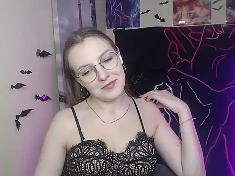  AlMamiyy  online show from 11/13/25, 03:11