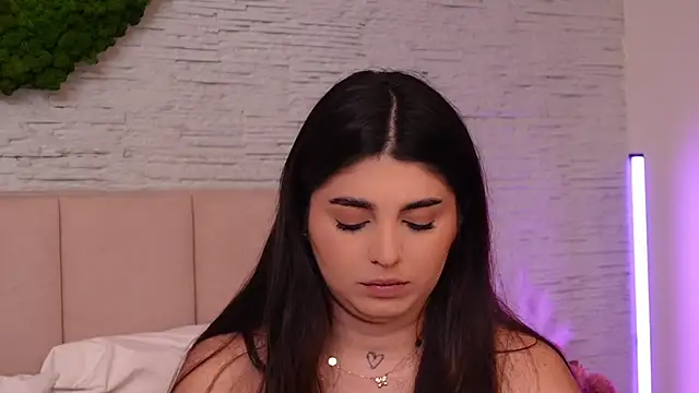 RachelSwaan online show from 12/08/24, 09:46