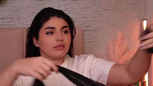 RachelSwaan online show from 01/02/25, 02:13