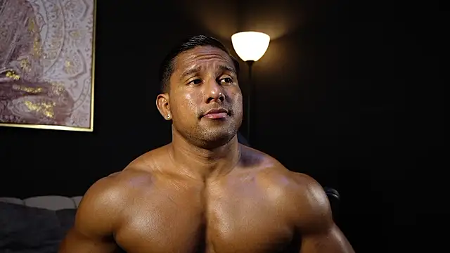 Snapshot of CallumMuscle chatting on 02/13/26, 11:45 CallumMuscle online show from 02/13/26, 11:45