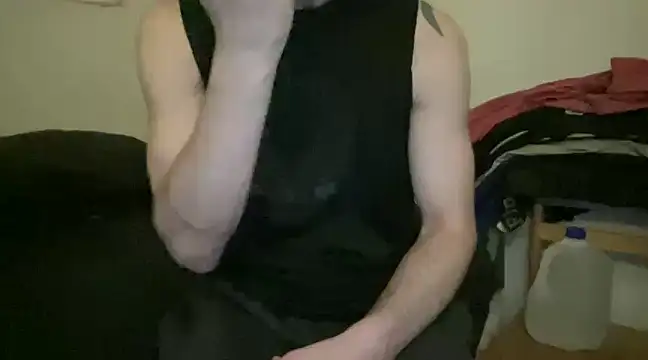 Snapshot of alphajoshkosh chatting on 03/19/25, 12:15 alphajoshkosh online show from 03/19/25, 12:15