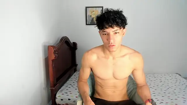 enzo sloran online show from 09/26/25, 03:49