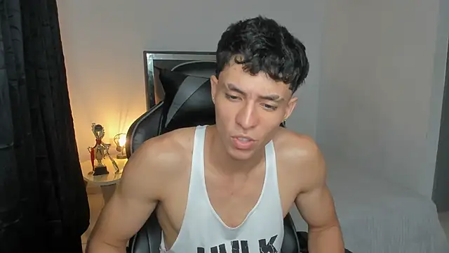 enzo sloran online show from 12/02/25, 04:18