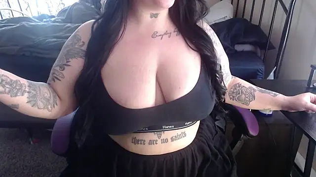 xorileyschembri07 online show from 03/10/25, 08:01