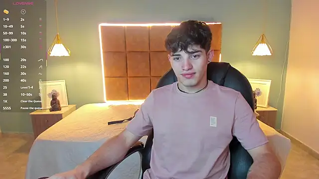 AlejooTwink online show from 10/24/25, 12:52