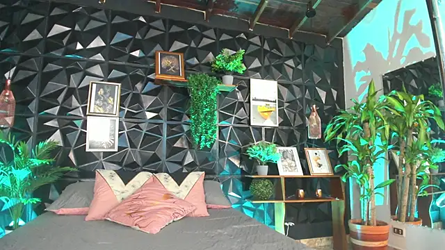 Layla 707 online show from 03/15/25, 04:35