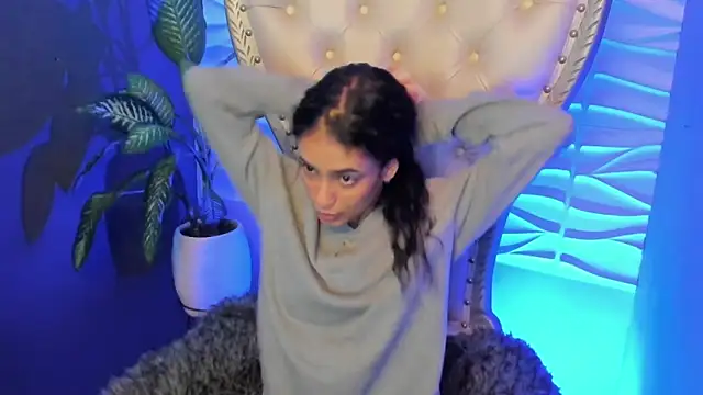 Layla 707 online show from 11/04/25, 01:38