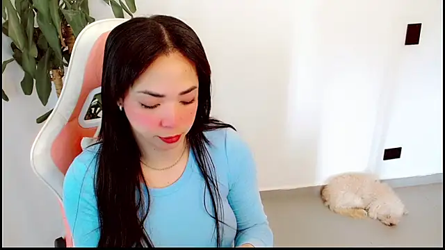 Snapshot of Kylie_martinez chatting on 04/23/26, 01:13 Kylie martinez online show from 04/23/26, 01:13