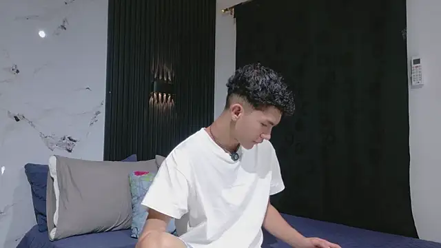 Noah tyler  online show from 05/24/26, 12:15
