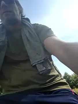 Snapshot of chatwatchcum chatting on 09/17/25, 05:03 chatwatchcum online show from 09/17/25, 05:03