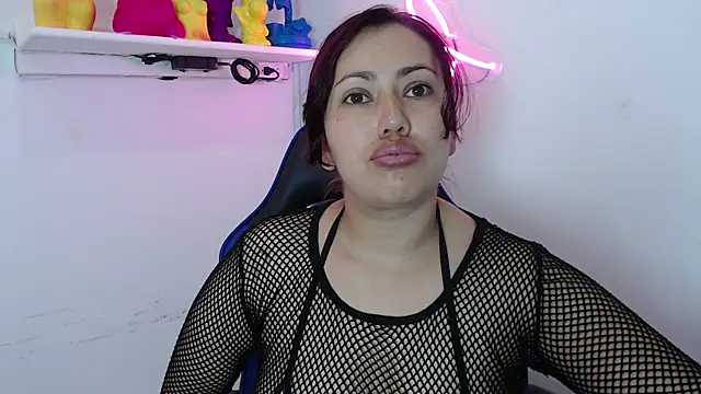 maria mendoza online show from 09/29/25, 01:05