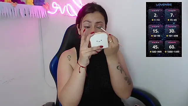 maria mendoza online show from 10/21/25, 01:23