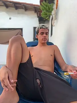 Leo bunny hot online show from 02/01/26, 08:18