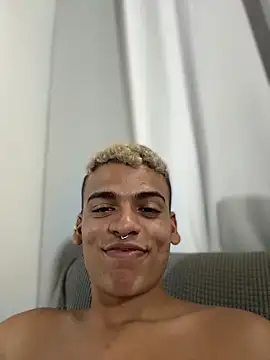 Leo bunny hot online show from 04/05/26, 12:30