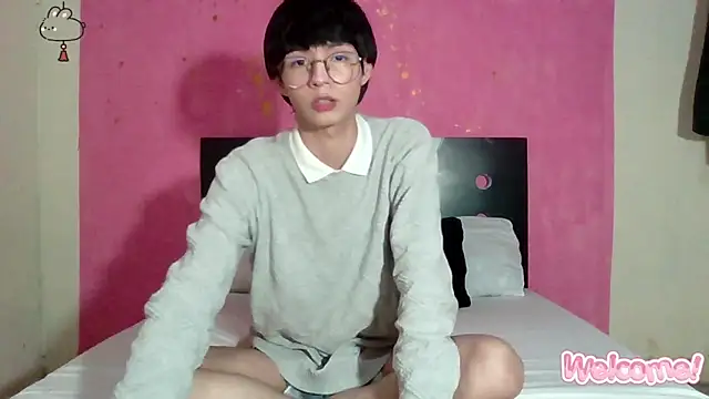 Snapshot of seung_vinblue chatting on 01/05/25, 12:52 seung vinblue online show from 01/05/25, 12:52