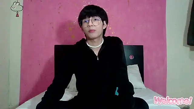 Snapshot of seung_vinblue chatting on 01/14/25, 12:35 seung vinblue online show from 01/14/25, 12:35