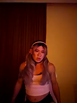 Reneta Rebekka Lopez online show from 10/25/25, 06:35