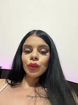 Snapshot of IvyRaven chatting on 03/02/25, 03:02 IvyRaven online show from 03/02/25, 03:02