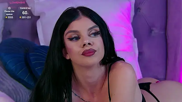 Snapshot of IvyRaven chatting on 03/03/25, 09:26 IvyRaven online show from 03/03/25, 09:26