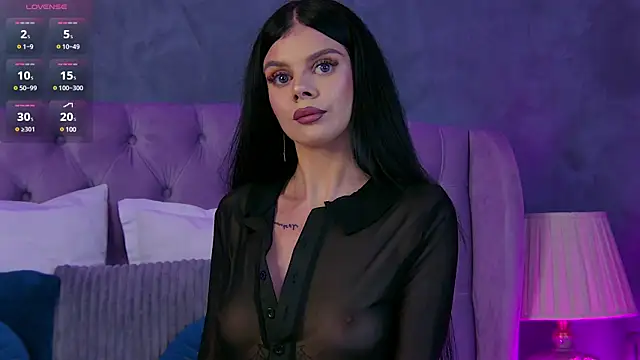 Snapshot of IvyRaven chatting on 03/18/25, 05:31 IvyRaven online show from 03/18/25, 05:31