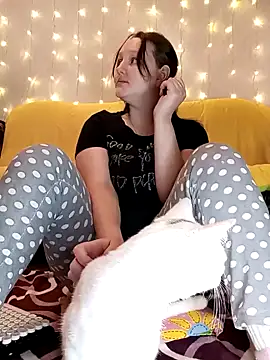 Aria  Dark online show from 02/09/25, 01:11