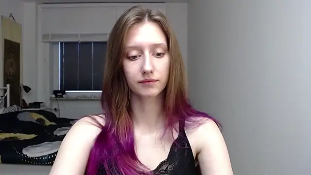 Snapshot of LUNA_delight chatting on 11/03/25, 06:47 LUNA delight online show from 11/03/25, 06:47