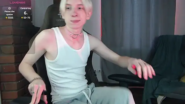 Snapshot of Ron_Vils chatting on 03/01/25, 08:13 Ron Vils online show from 03/01/25, 08:13