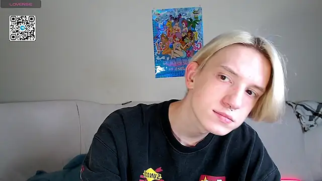 Snapshot of Ron_Vils chatting on 09/30/25, 10:20 Ron Vils online show from 09/30/25, 10:20