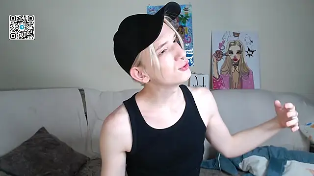 Snapshot of Ron_Vils chatting on 10/05/25, 07:07 Ron Vils online show from 10/05/25, 07:07