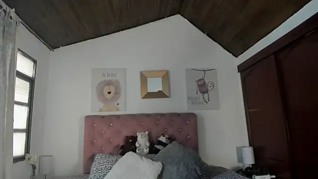 CelessteRedds online show from 12/20/25, 11:50