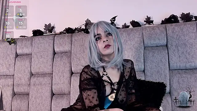 Alice noir online show from 11/18/25, 11:15