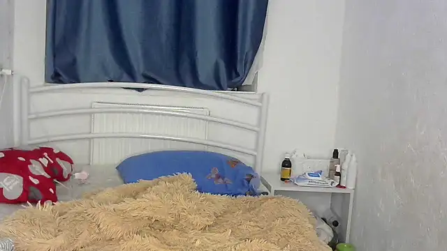 Snapshot of Iskor_ka chatting on 11/03/25, 07:04 Iskor ka online show from 11/03/25, 07:04