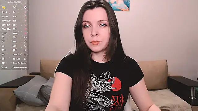 lunalovesu online show from 03/26/26, 07:52