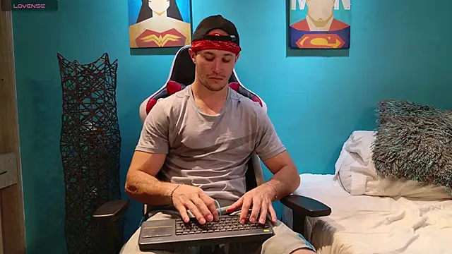 AxelFairchaild online show from 01/19/25, 12:39