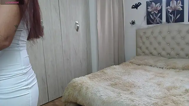 Snapshot of conni_f00x chatting on 10/30/25, 07:14 conni f00x online show from 10/30/25, 07:14