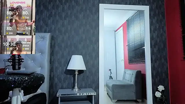 Cristopher23  online show from 09/10/25, 07:47